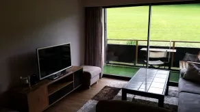 Beautiful apartment with 2 bathrooms, swimming pool, sauna, balcony. 100% Öko - Image 4