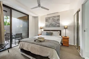 Resort Living < 10mins CBD ~ 2Bed / 2Bath / 1Car - Image 5