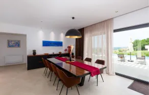 Bonita casa en Vizinada - Image 2