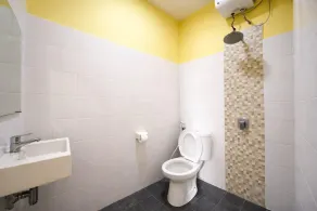 Palm 57 Guest House Legian - Image 2