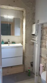 Gite DE Bellecombe AU Chateau Plaisir de la Campagne Proche des Parcs de Loisirs - Image 3