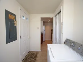Bay Side Cape In Desirable Surf City Lbi - 4 Bedroom 2 Bath With Private Yard - Image 2