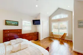 Evergreen - Lakefront home with dock, screened porch, AC & kayaks - Image 5
