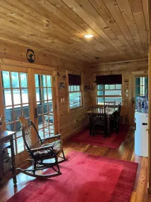 Charmerende Sommerhus beliggende ved kanten af ​​Upper Saranac Lake - Image 5