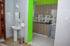 Limpopo Hotel Suites - Image 4