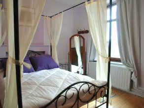 Holiday Home in Bastogne With Sauna & Bubble Bath - Image 4