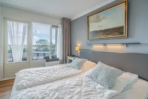 2 Person Island View Apartment - Image 3