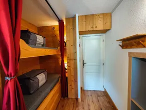 Charmant studio 19m², idéal 3 pers, avec terrasse et parking, proche commerces et navette ski - Image 5