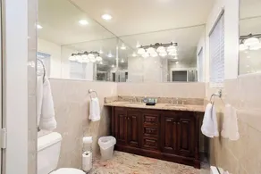 Luxury 8BR Winter Wonderland • Sleeps 22 • Indoor Fireplaces & Ocean Views - Image 2