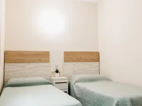 3 bedroom apartment with terrace on the beach - Image 2