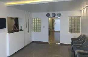 RM Suites - Image 2