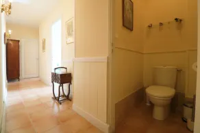 FAMILY HOME WITH VIEW*** OVER THE RIVER & CITY CENTER AT SHORT WALKING DISTANCE - Image 2