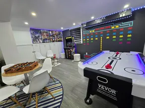 Ultimate Retreat: 98\" Cinema + Arcade Game Room + BBQ + Airport - Image 5