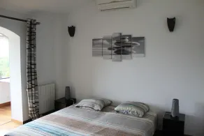 Stor villa med privat opvarmet pool - Image 3