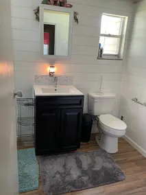 Downtown Inverness historic home, hot tub & pet friendly  - Image 5