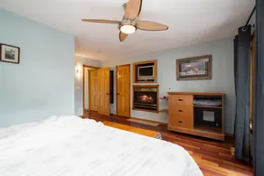 Manor on the River,  5,000 SQFT, Hot Tub & Kayaks - Image 3