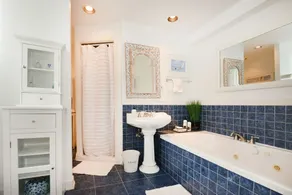 Beautifully Modern Victorian, PERFECT Location in Asbury Park - Image 3