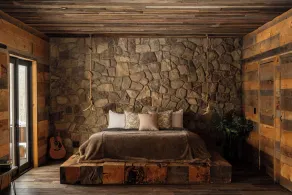 A stunning, modern Lodge with rustic charm at June Farms! - Image 2