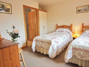 2 bedroom accommodation in Hentland, Ross-on-Wye - Image 4