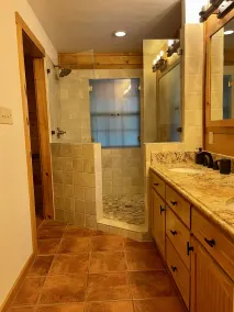 Getaway from the hustle and bustle and stay in a peaceful cabin in the woods! - Image 2