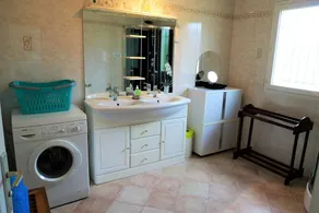 Villa **** 105 m² 3 bedrooms at the foot of the Cévennes between Sea 50km and Mountain 10 km - Image 3