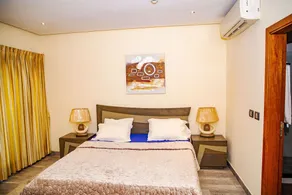 Prestigious two bedroom apartment gives you luxurious home ambiance. - Image 4