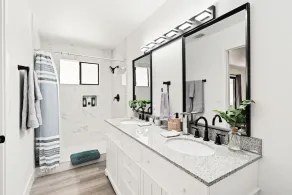 ELEGANT SPACIOUS 3 BED/2BATHS HOUSE IN SUBURB SAC - Image 2