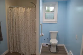 Apple View- Quiet, handicap accessible country home! - Image 2