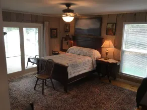 Beautiful , private Bon Secour riverfront home with spacious screened porch - Image 3