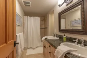 Trinity :Sleeps 10- HotTub-GameRoom-Huge Kitchen-Perfect4Groups Tram & Mtn View - Image 3