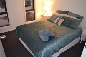Cozy new 3 bedroom villa in secure complex. - Image 5