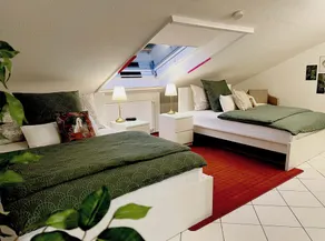 Spacious, quiet, A/C , Espresso machine, 2 queen beds, 50” Netflix TV, - Image 5