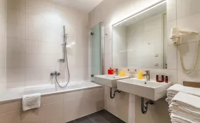 Voll ausgestattete Ferienwohnung mit Terrasse und Sauna | Seeblick - Image 4
