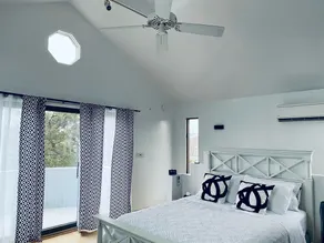 5th from the beach, dog friendly, sleeps 10, outdoor shower a/c utils included!! - Image 3