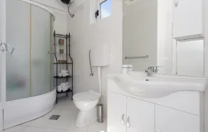 3 bedroom beautiful home in Rogoznica - Image 2