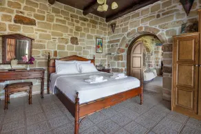 Villa Minoa just next to the Beach, with Surprising Sea and Mountain Views - Image 5