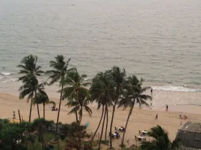 WAKEUP OR LOOKOUT TO THE SEA VIEW IN THIS AIRCON ALL MODCON APARTMENT - Image 2