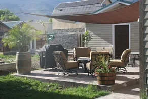 Layton Loft Bed and Breakfast - Image 4