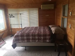 Lake View Minnesota Resort Cabin with Resort Amenities- 3 Bedroom - Image 4