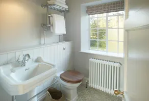 Located in the Castle Howard Estate village of Coneysthorpe, The Green is a cosy cottage that has be - Image 4