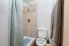 Comfy House W/ Big Pool - Image 3