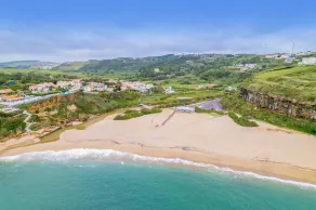 House with patio - São Lourenço Beach - Image 4