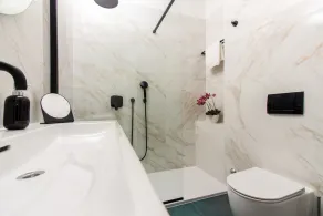 Cozy apartment 2 min walk from beach and 15 min walk from old town - Image 2