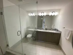 Great 18th floor view, brand new at Downtown Doral - Image 3