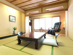 Yuraku Hotel - Image 4