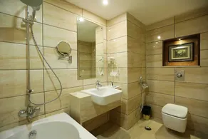 Hotel Vivanta Residency Delhi Airport  - Image 4