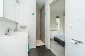 Bela luz e moradia espaçosa com mobiliário 'Beachstyle'. - Image 2