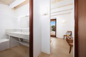 Water Front Villa Shalom - Image 5