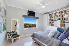 Relaxing Home in Coastal Colours. Close to Bondi Beach. - Image 3
