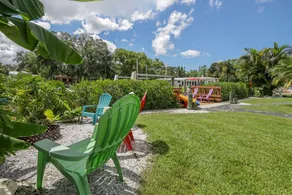 Ozon Waterfront Mermaid House - Image 2